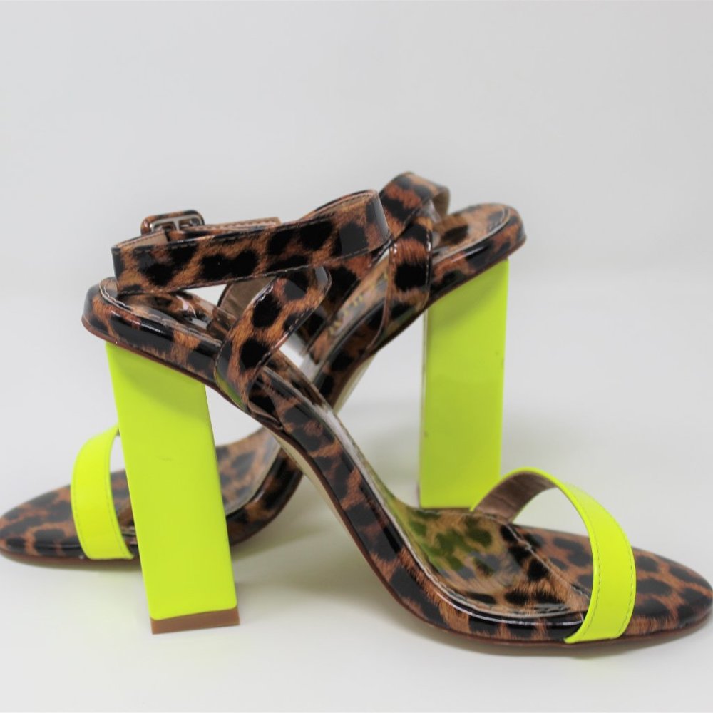 Azaela Wang heels